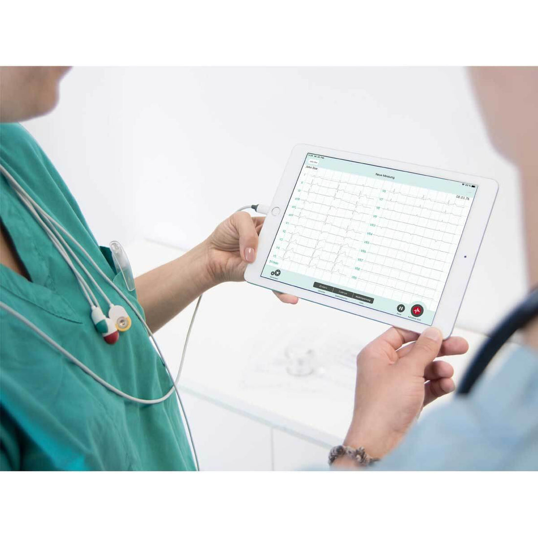 Système ECG CardioSecur Pro - Électrocardiogramme Mobile de Qualité Clinique