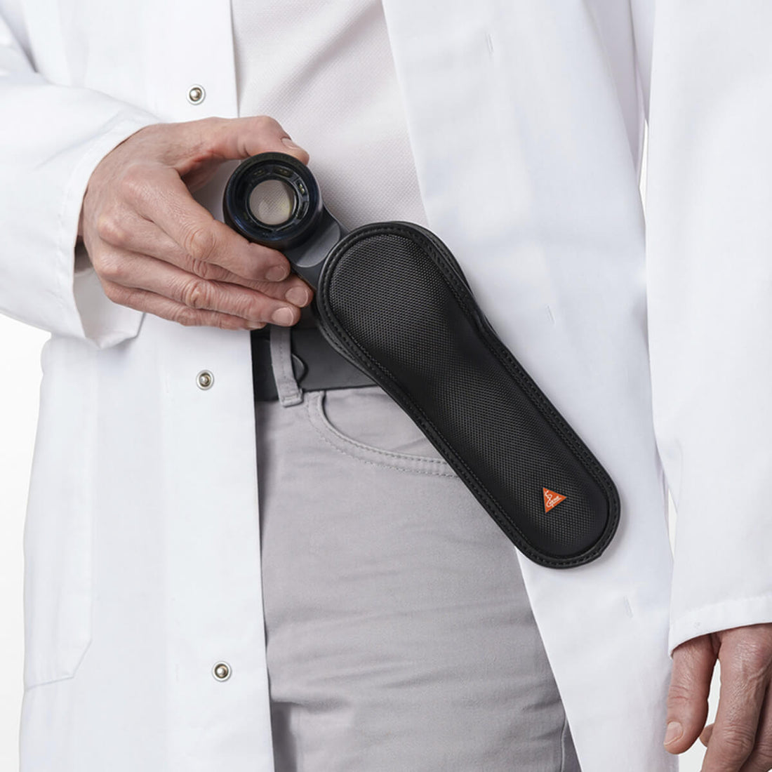 Pochette de ceinture pratique pour dermatoscopes HEINE DELTA